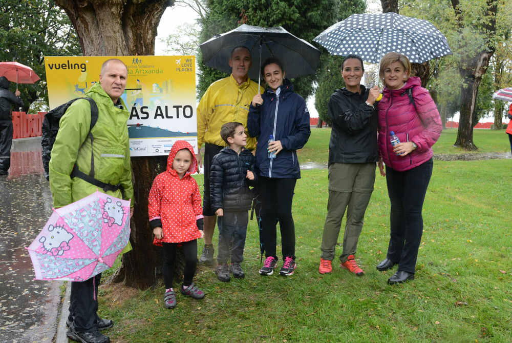 Foto 155 de la avituallamiento y mirador - Galería de la Subida a Artxanda 2019